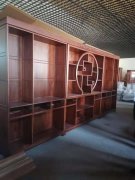 不然容易呈现色差43、一面墙上不克不及